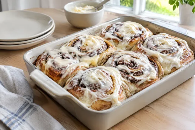 Illustration of Classic Cinnamon Rolls with Cream Cheese Frosting