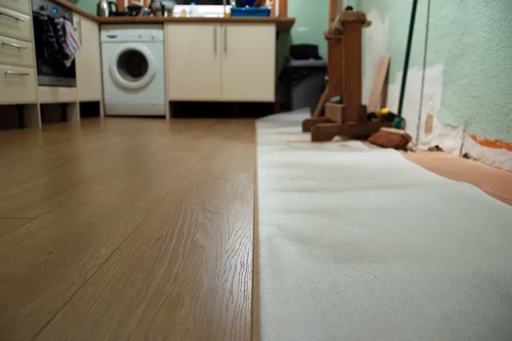 Water-resistant laminate